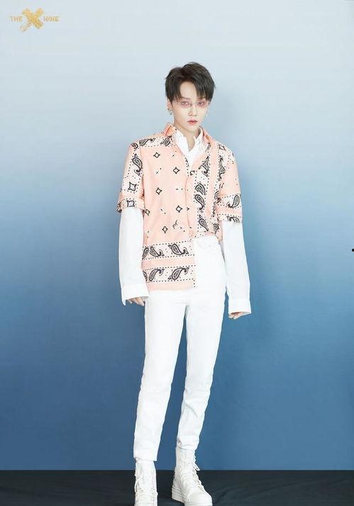 刘雨昕吃瓜娱乐圈,娱乐圈吃瓜达人，揭秘明星幕后故事